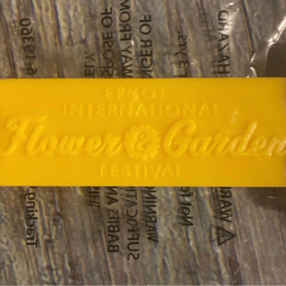 💞 New 2020 Disney EPCOT Flower Garden Festival Spork - Picture 3 of 4